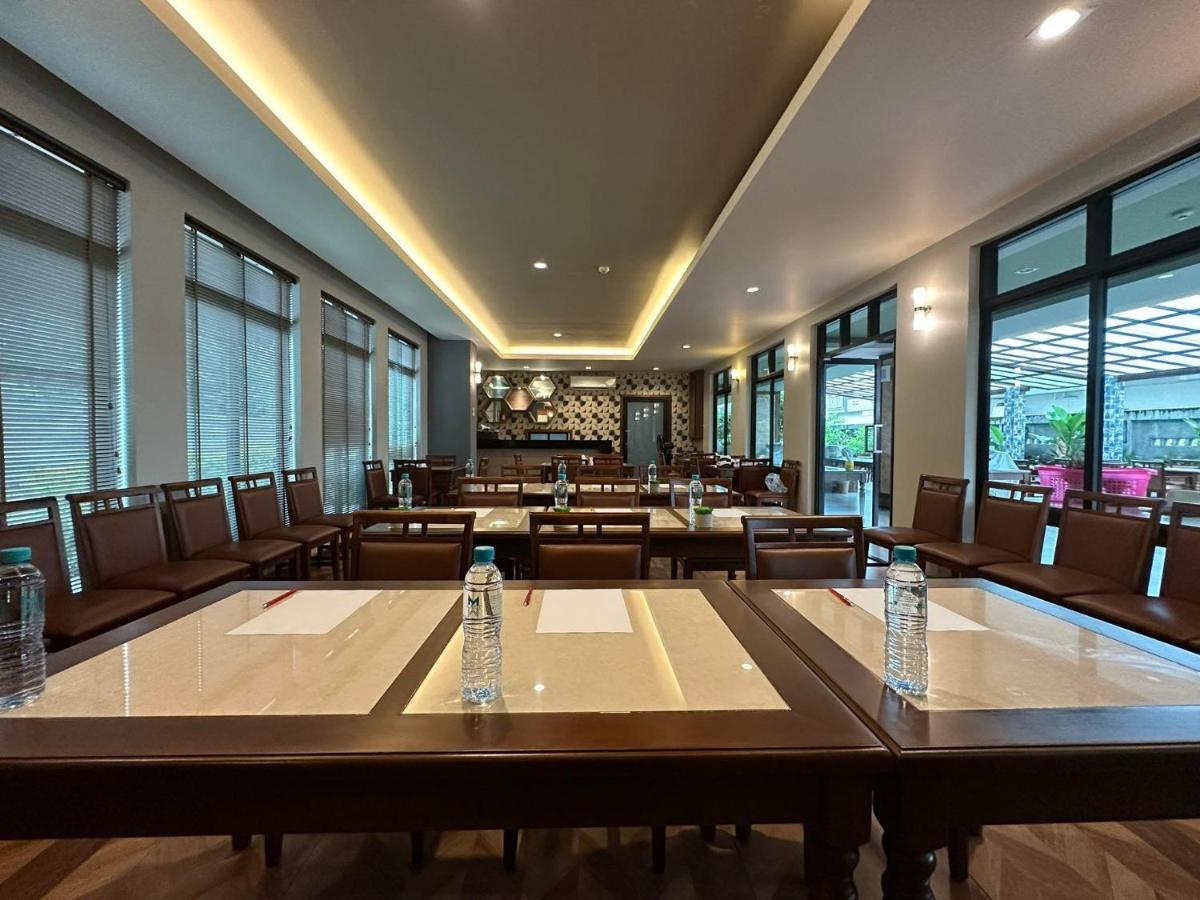 Mangrove Prestige Hotel Nacsomtien Kültér fotó