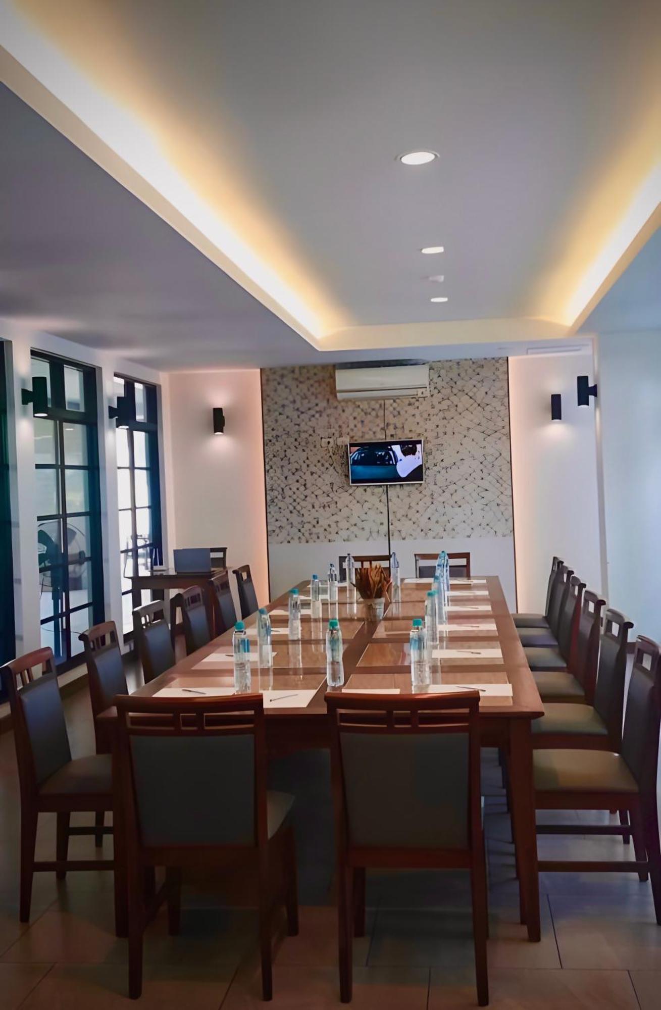 Mangrove Prestige Hotel Nacsomtien Kültér fotó