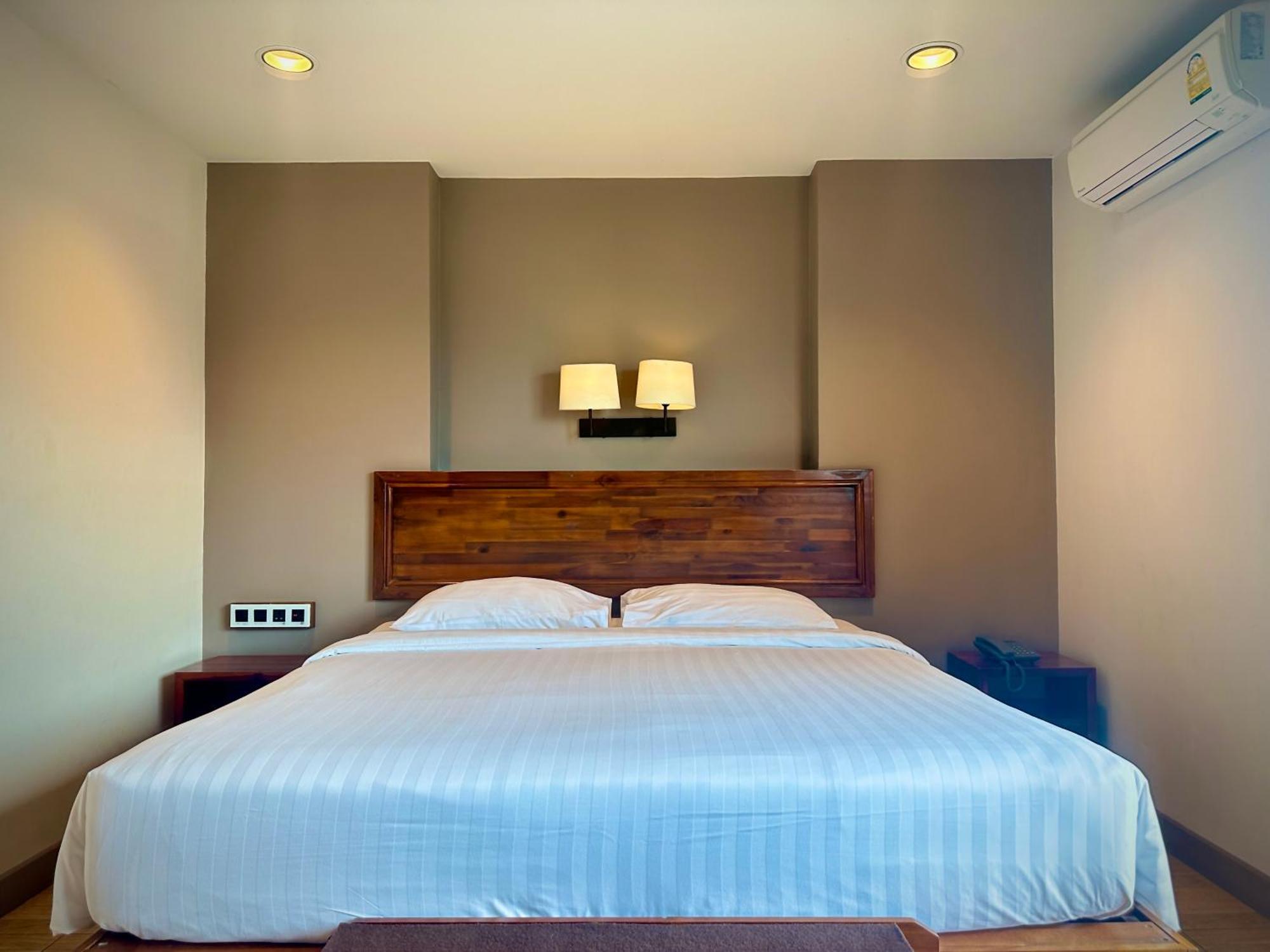 Mangrove Prestige Hotel Nacsomtien Kültér fotó