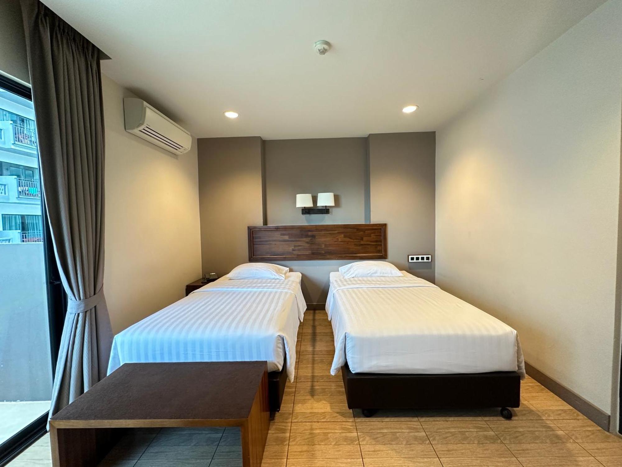Mangrove Prestige Hotel Nacsomtien Kültér fotó