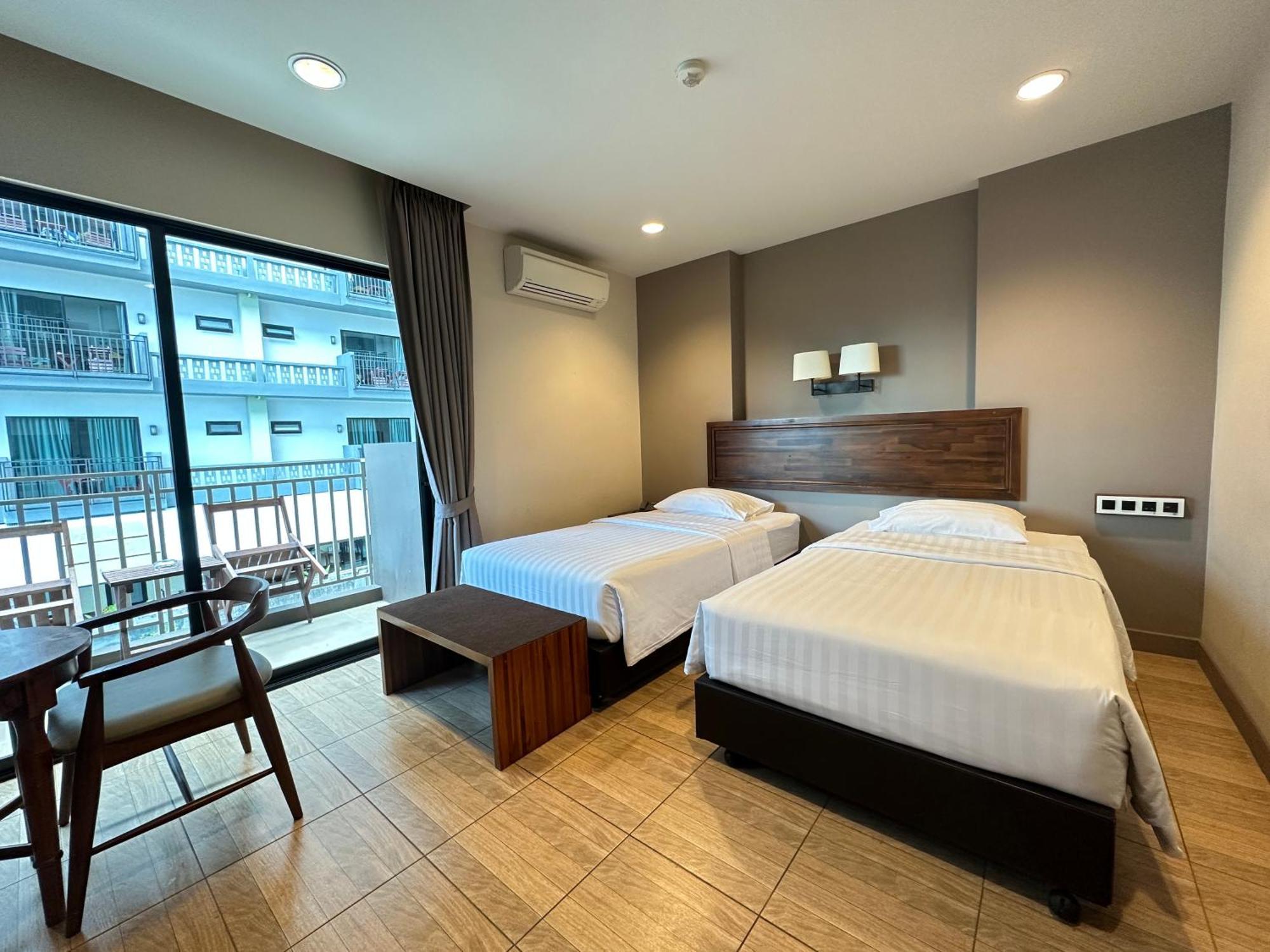Mangrove Prestige Hotel Nacsomtien Kültér fotó