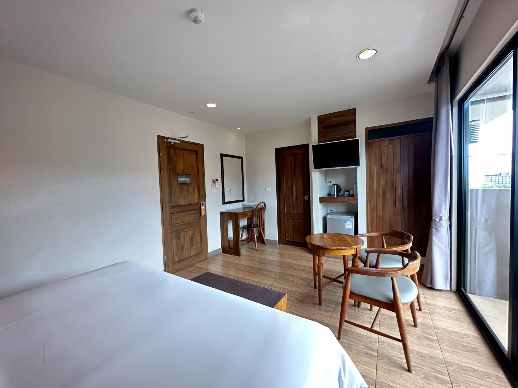 Mangrove Prestige Hotel Nacsomtien Kültér fotó