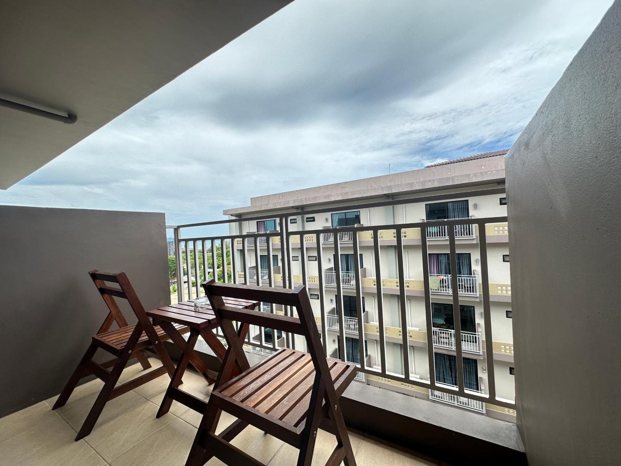Mangrove Prestige Hotel Nacsomtien Kültér fotó