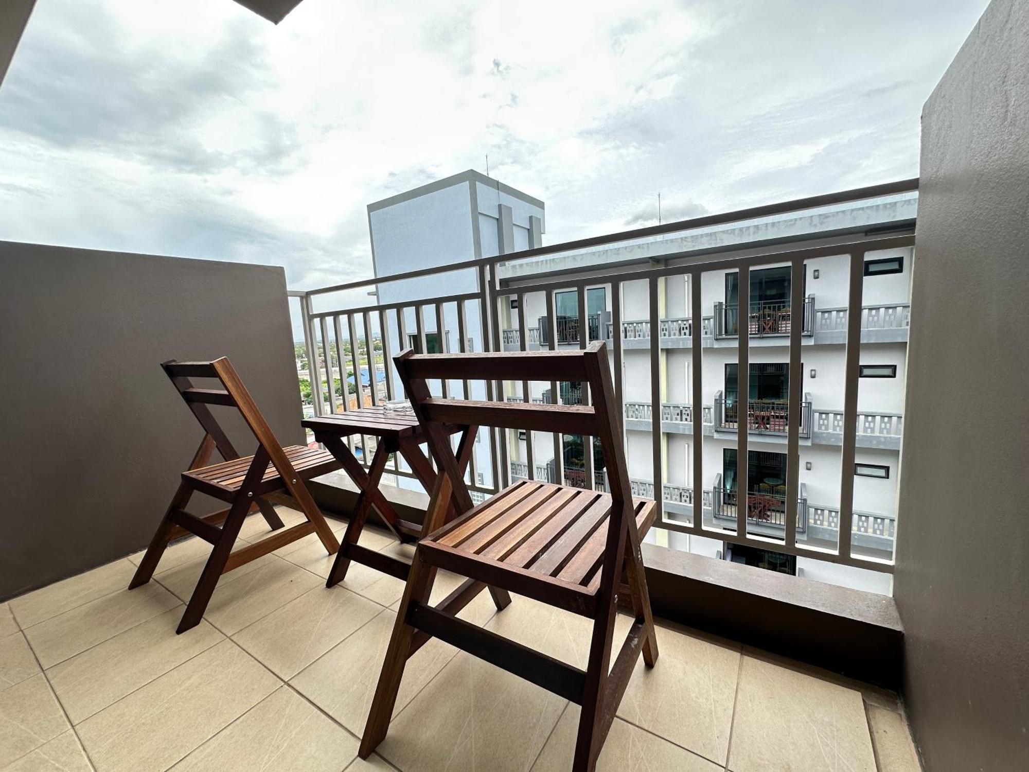 Mangrove Prestige Hotel Nacsomtien Kültér fotó
